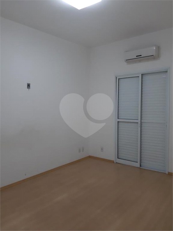 Apartamento à venda com 2 quartos em Cerqueira César, São Paulo, SP