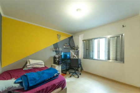 Casa à venda com 5 quartos, sendo 3 suítes, em Vila Santo Estéfano, São Paulo, SP