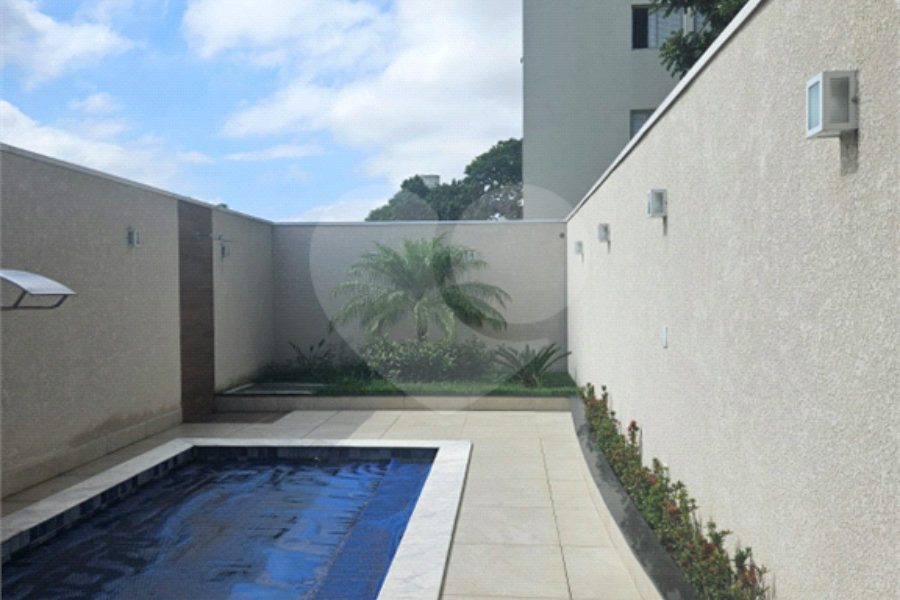 Sobrado à venda com 3 suítes em Tremembé, São Paulo, SP