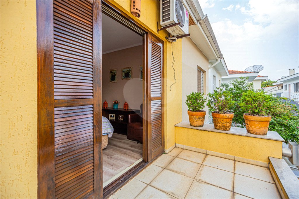Casa à venda com 3 quartos, sendo 2 suítes,  em Chácara Santo Antônio (zona Sul), São Paulo, SP