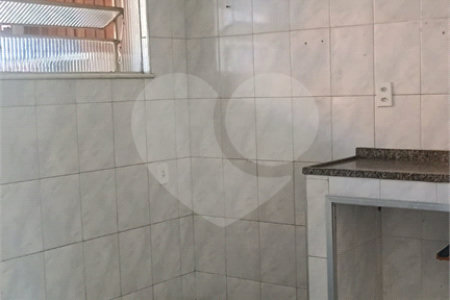 Sobrado para alugar com 2 quartos em Campo Grande, Rio de Janeiro, RJ