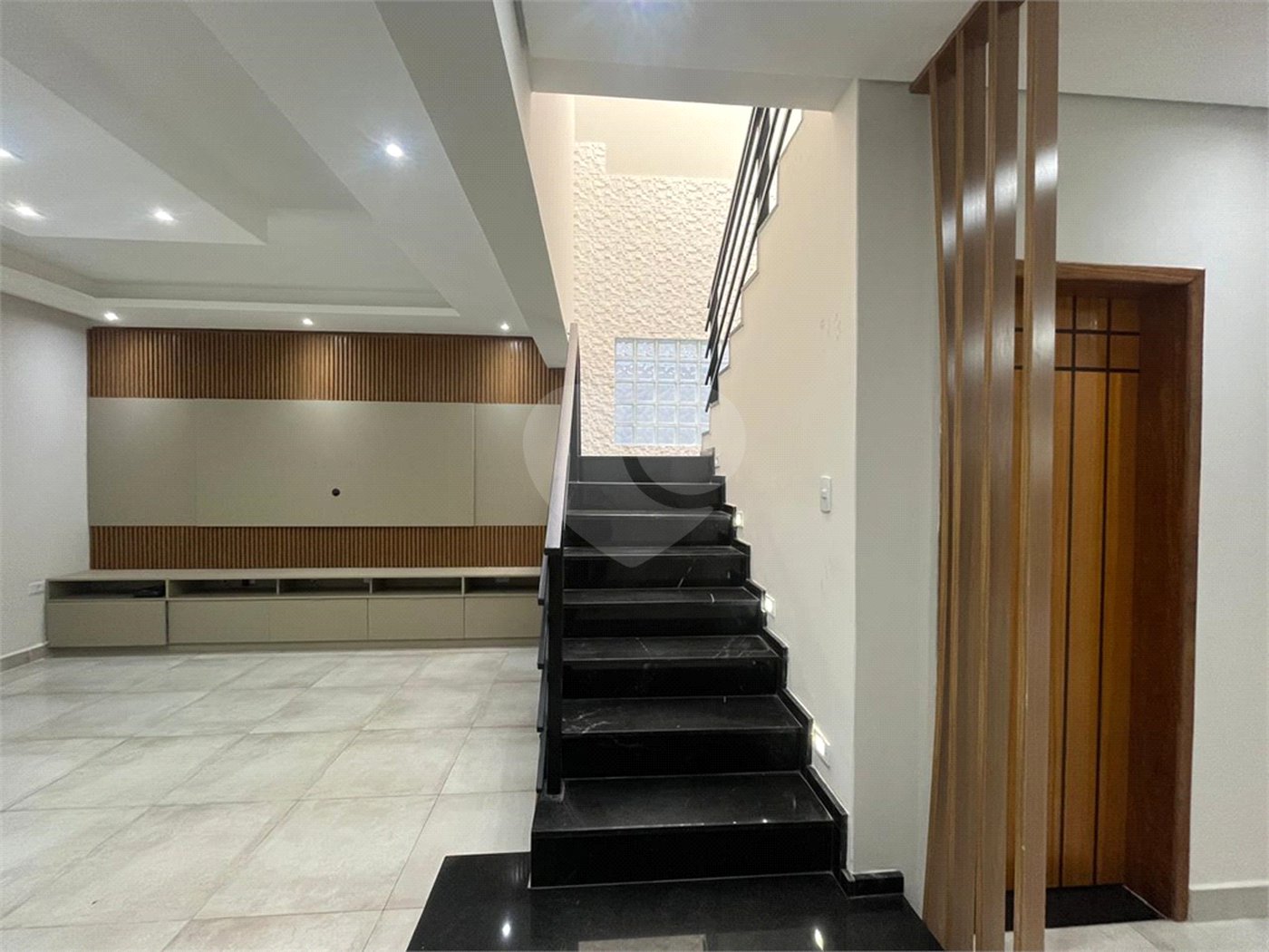 Casa à venda com 3 quartos, sendo 2 suítes, em Portal dos Pinheiros II, Itapetininga, SP