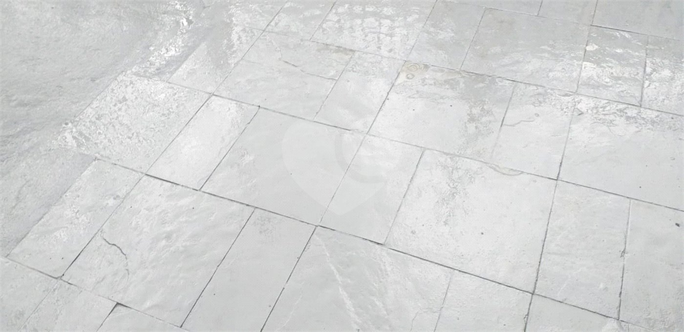 Sobrado à venda ou para alugar com 4 quartos em Água Branca, São Paulo, SP