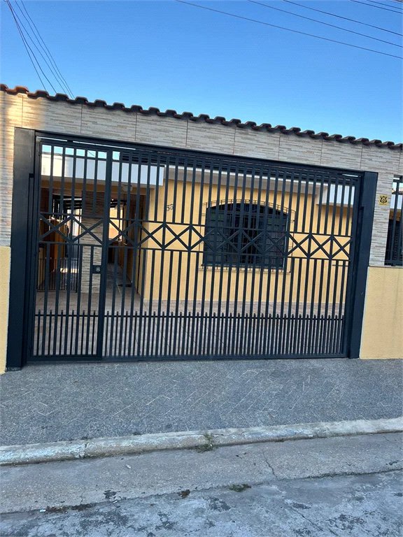 Casa à venda com 3 quartos, sendo 1 suíte,  em Jardim Monte Kemel, São Paulo, SP
