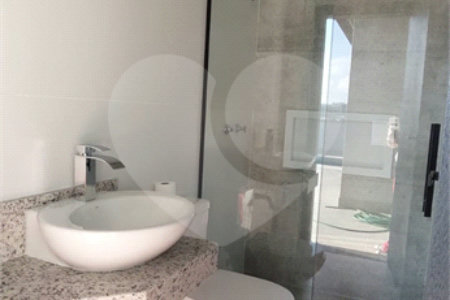 Casa à venda com 3 suítes no condomínio Parque Imperador, Bragança Paulista - SP