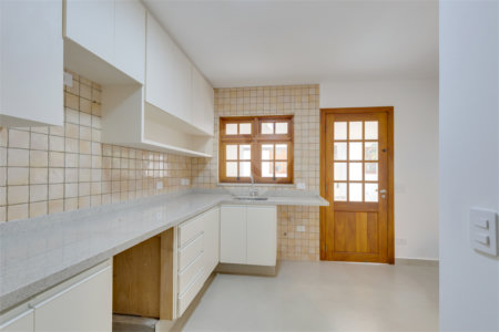 Casa de Vila à venda com 3 quartos, sendo 2 suítes, em Santo Amaro, São Paulo, SP