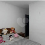 Casa Térrea à venda com 4 quartos, sendo 1 suíte,  em Vila Mazzei, São Paulo, SP