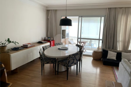 Apartamento à venda com 3 suítes em Alto da Lapa, São Paulo, SP