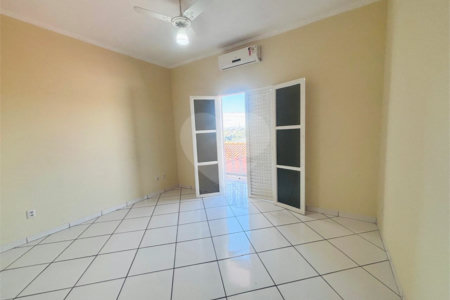 Casa para alugar com 3 quartos, sendo 1 suíte,  em Wanel Ville, Sorocaba, SP