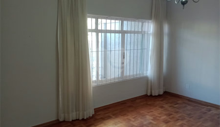 Casa à venda com 4 quartos, sendo 1 suíte,  em Vila Rosa, Itapetininga, SP