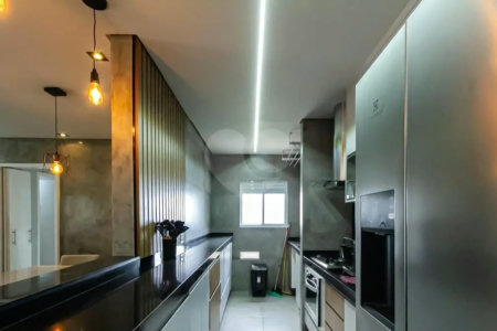 Apartamento mobiliado de 102 m² para locação no Centro de São Bernardo do Campo, com 3 dormitórios, 1 suíte, varanda gourmet com vista para o Paço Municipal, 2 vagas e lazer completo.