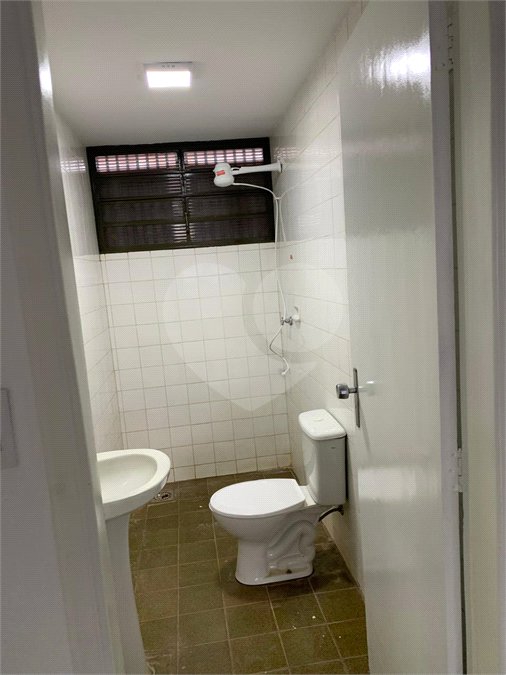 Imóvel Comercial á venda em São Carlos, rua São Sebastião.