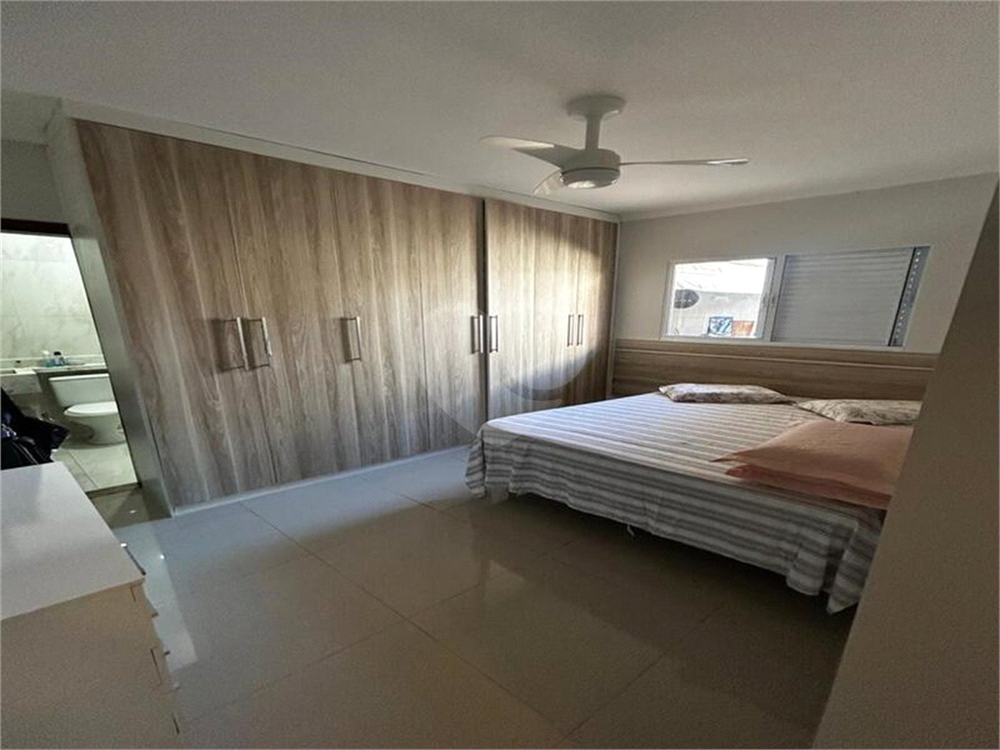 Casa à venda com 2 quartos, sendo 1 suíte, em Jardim Wanel Ville V, Sorocaba, SP