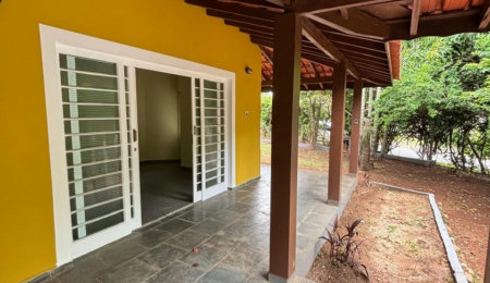 Chácara à venda com 3 quartos, sendo 1 suíte,  em Bosque, Vinhedo, SP