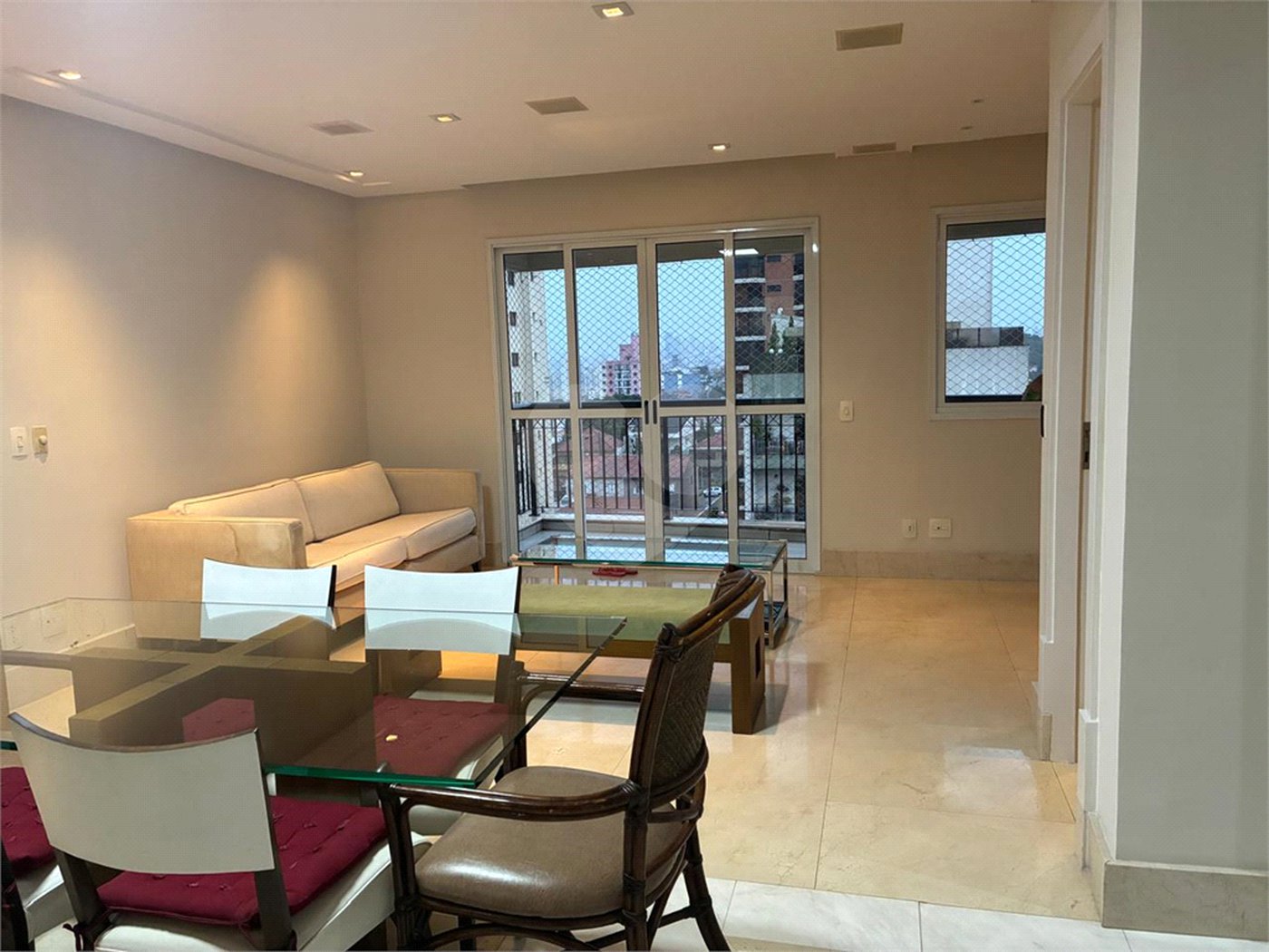 Apartamento à venda com 3 quartos, sendo 1 suíte, em Vila Guilherme, São Paulo, SP