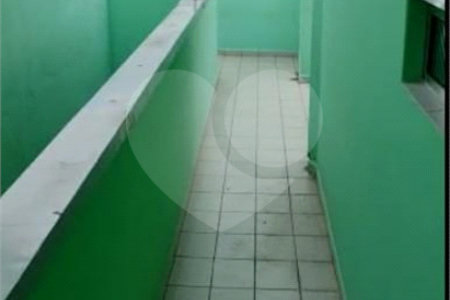 Casa Térrea à venda com 6 quartos em Jardim Rosana, São Paulo, SP