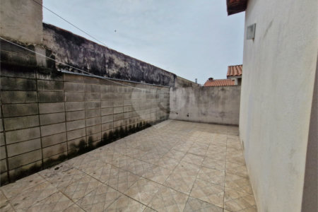 Casa à venda com 3 quartos, sendo 1 suíte,  no condomínio Residencial Felicitá, Sorocaba - SP