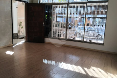 Sobrado à venda com 3 quartos, sendo 1 suíte, em Jardim Bonfiglioli, São Paulo, SP