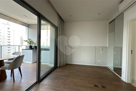 Apartamento para alugar com 1 suíte em Moema, São Paulo, SP