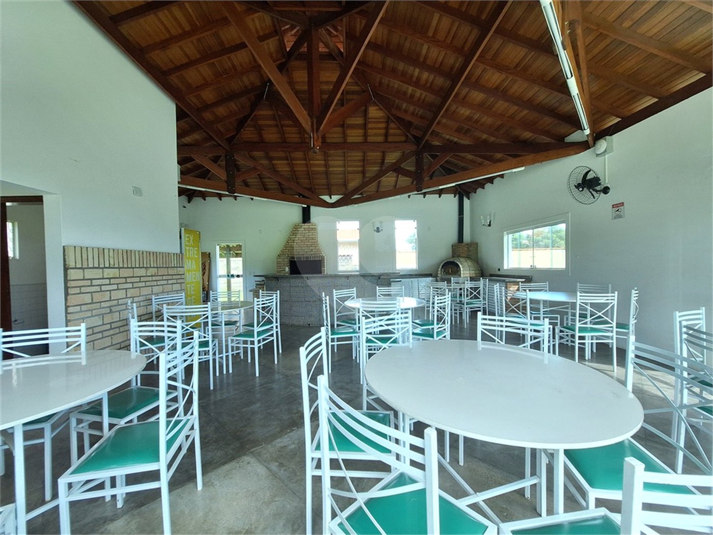Terreno à venda com 1 suíte no condomínio Bosque de Grevilea, Vinhedo - SP
