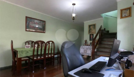 Casa à venda com 3 suítes em Jardim Namba, São Paulo, SP