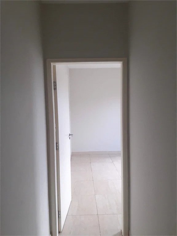 Sobrado à venda com 4 quartos, sendo 1 suíte, em Jardim Germânia, São Paulo, SP