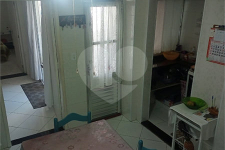 Casa à venda com 3 quartos em Vila Nivi, São Paulo, SP