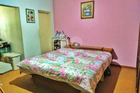 Casa à venda com 2 quartos, sendo 1 suíte, em Vila Comercial, São Paulo, SP