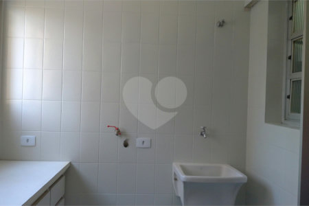 Cobertura à venda com 4 quartos, sendo 3 suítes,  em Vila Andrade, São Paulo, SP