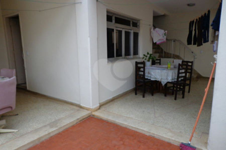 Casa à venda com 4 quartos, sendo 2 suítes,  em Jardim Bonfiglioli, São Paulo, SP