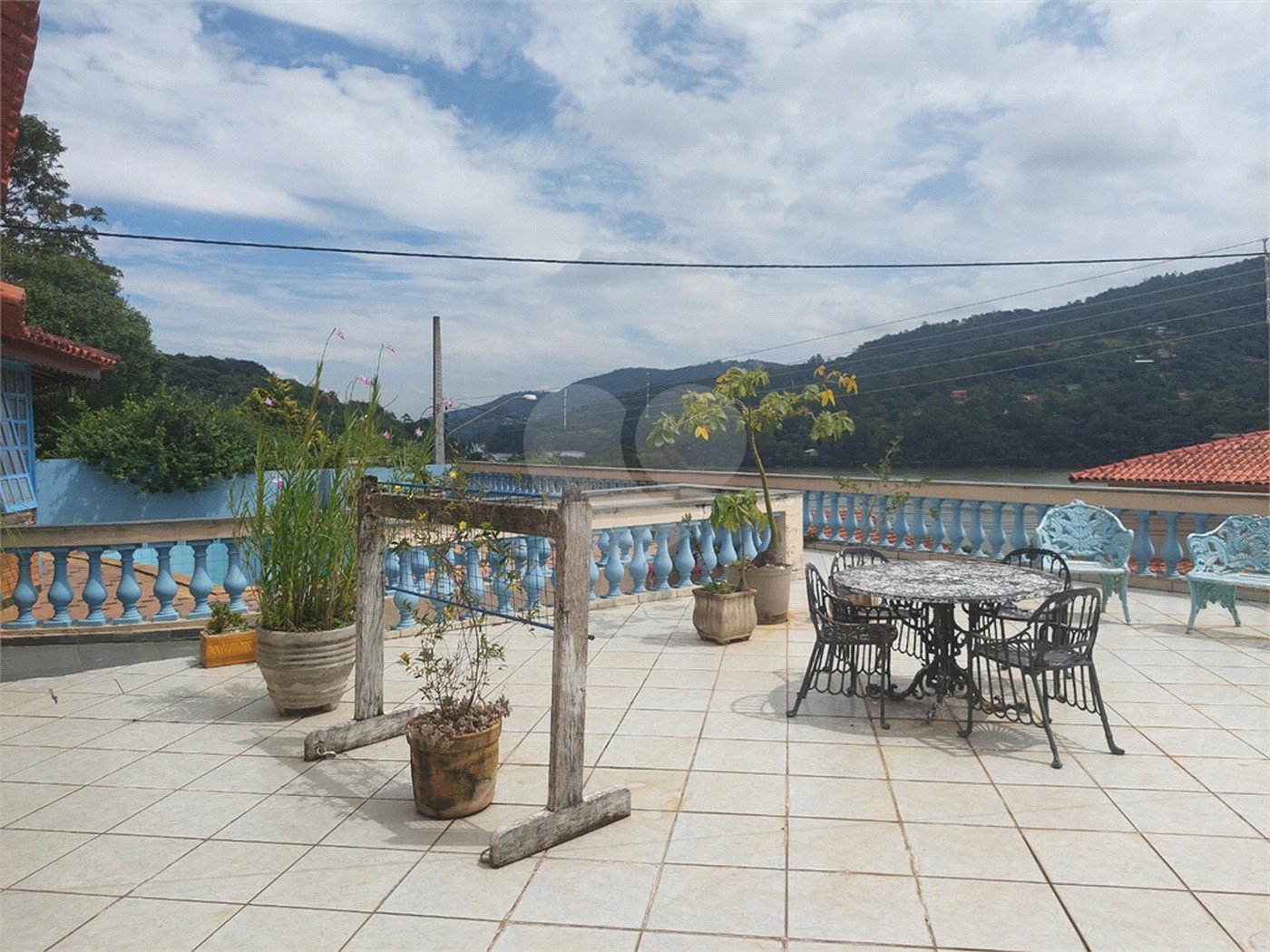Casa à venda ou para alugar com 4 quartos, sendo 2 suítes,  em Rancho Grande, Mairiporã, SP
