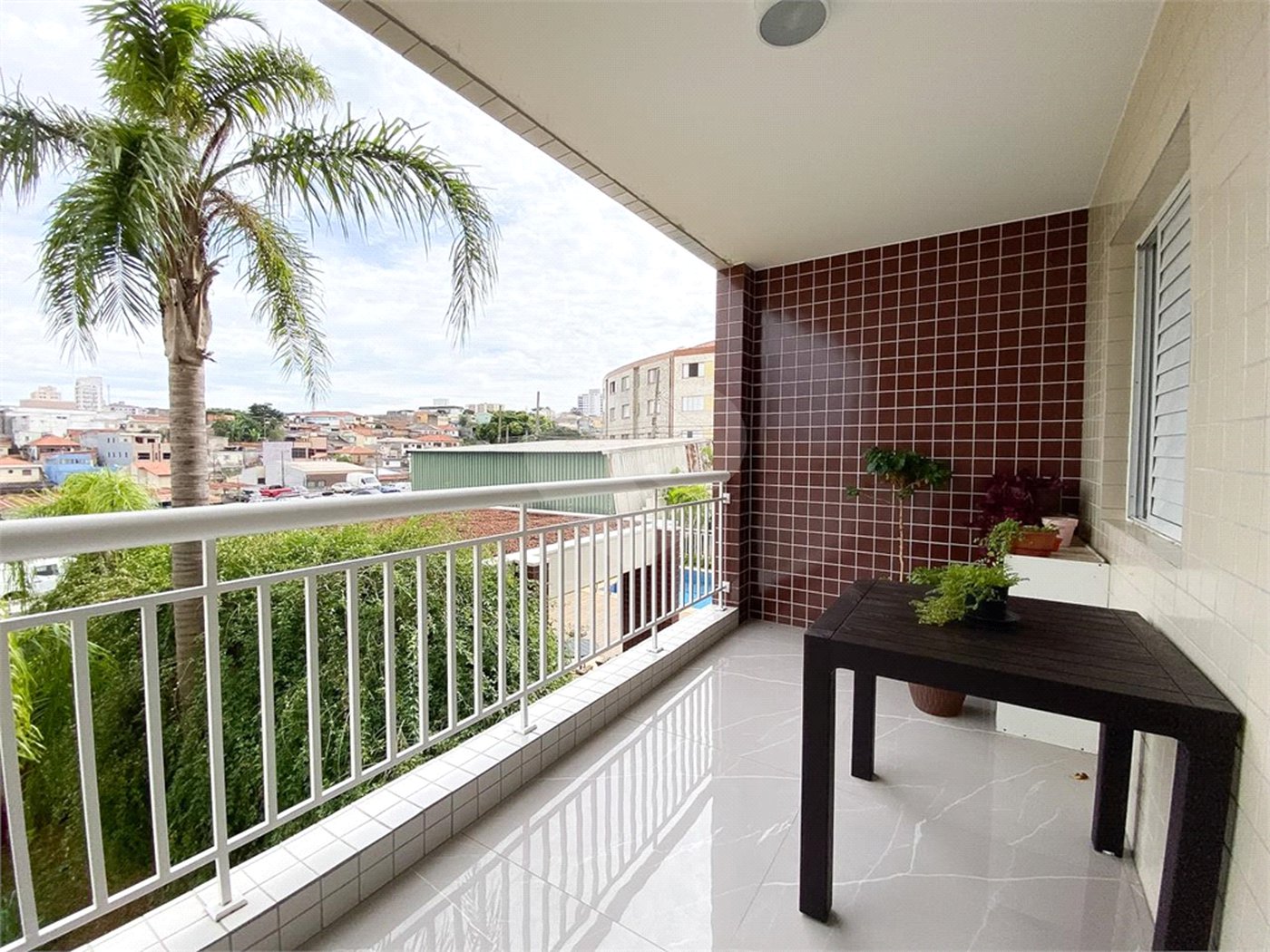 Apartamento à venda com 3 quartos, sendo 1 suíte, em Vila Paiva, São Paulo, SP