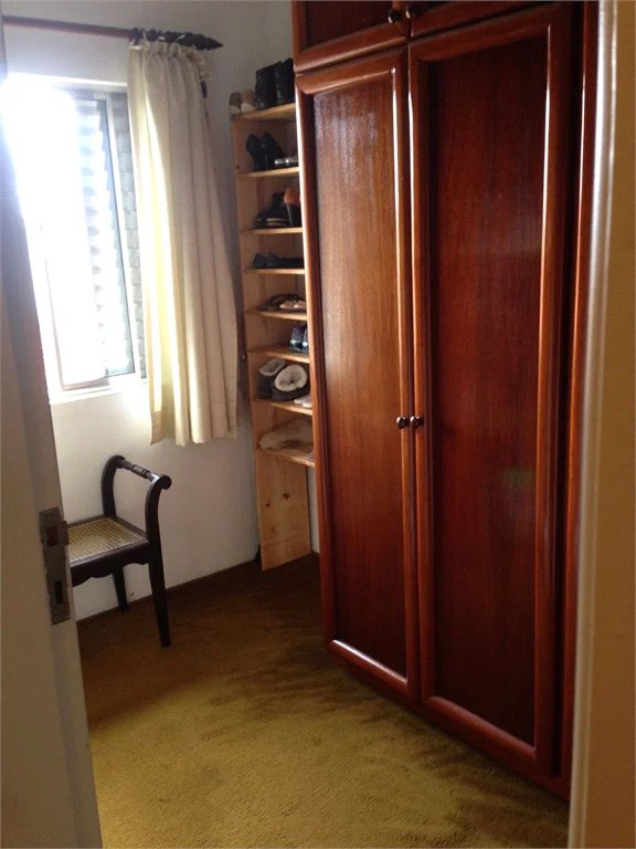 Sobrado à venda com 4 quartos, sendo 1 suíte, em Jardim Celeste, São Paulo, SP