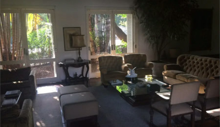 Casa à venda ou para alugar com 4 quartos, sendo 2 suítes,  em Jardim Guedala, São Paulo, SP