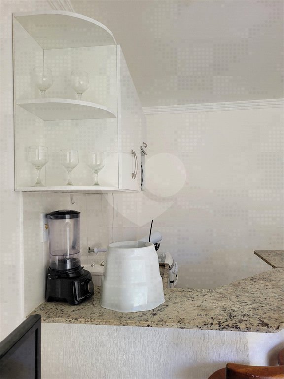 Apartamento à venda com 1 suíte em Taperapuan, Porto Seguro, BA