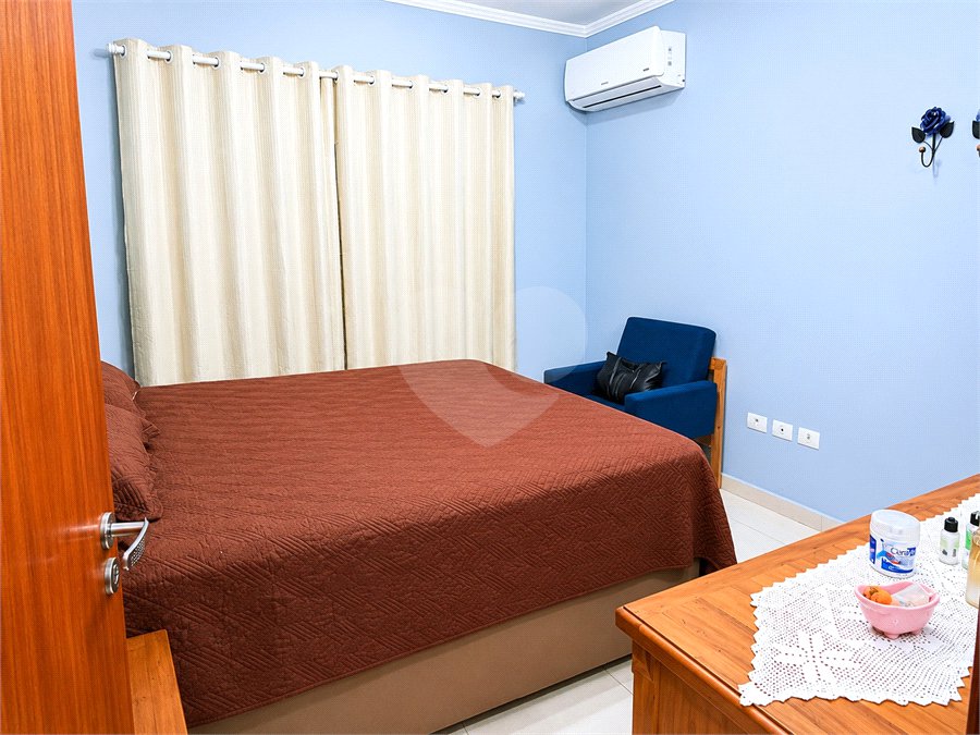 Casa à venda com 2 quartos, sendo 1 suíte, em Cidade Boa Vista, Suzano, SP