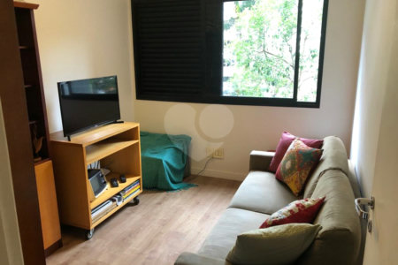 Apartamento à venda com 3 quartos, sendo 2 suítes, em Cerqueira César, São Paulo, SP