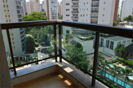 Apartamento à venda com 3 quartos, sendo 1 suíte, em Jardim Vila Mariana, São Paulo, SP