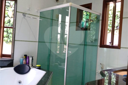 Casa de Vila à venda com 4 suítes em Guarapiranga, São Paulo, SP