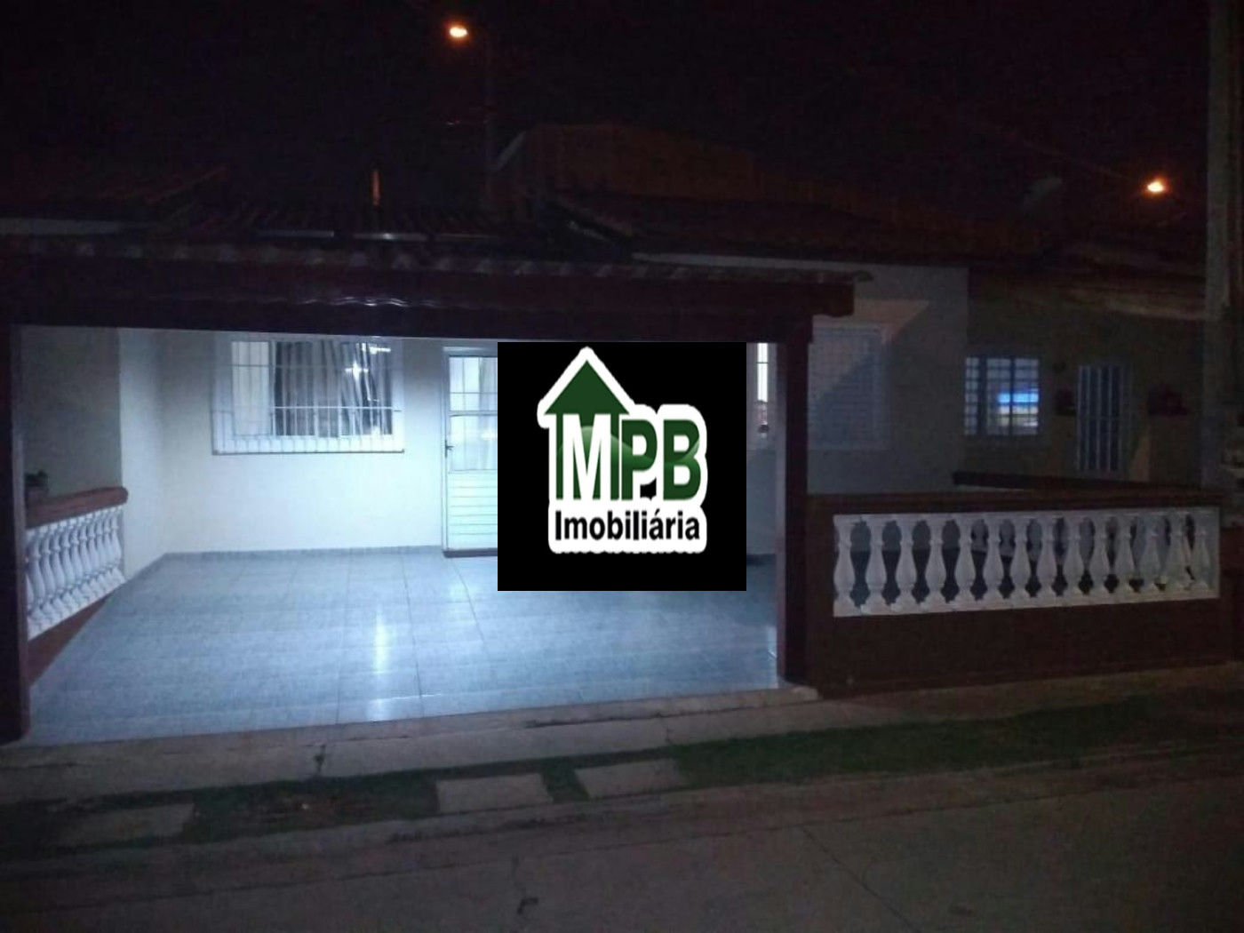 Casa à venda com 2 quartos em Lopes De Oliveira, Sorocaba, SP
