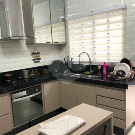 Sobrado à venda com 3 suítes em Conjunto Habitacional Ana Paula, Mogi das Cruzes, SP