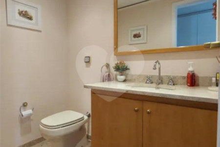 Apartamento à venda com 4 quartos, sendo 1 suíte, em Brooklin Paulista, São Paulo, SP