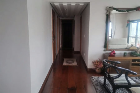Apartamento à venda ou para alugar com 4 quartos, sendo 1 suíte, em Vila Andrade, São Paulo, SP