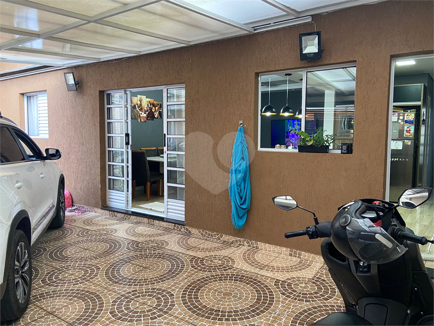 Casa à venda com 3 quartos, sendo 2 suítes, em Jardim Medina, Poá, SP