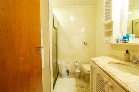 Apartamento à venda com 3 quartos, sendo 1 suíte, em Alto da Boa Vista, São Paulo, SP