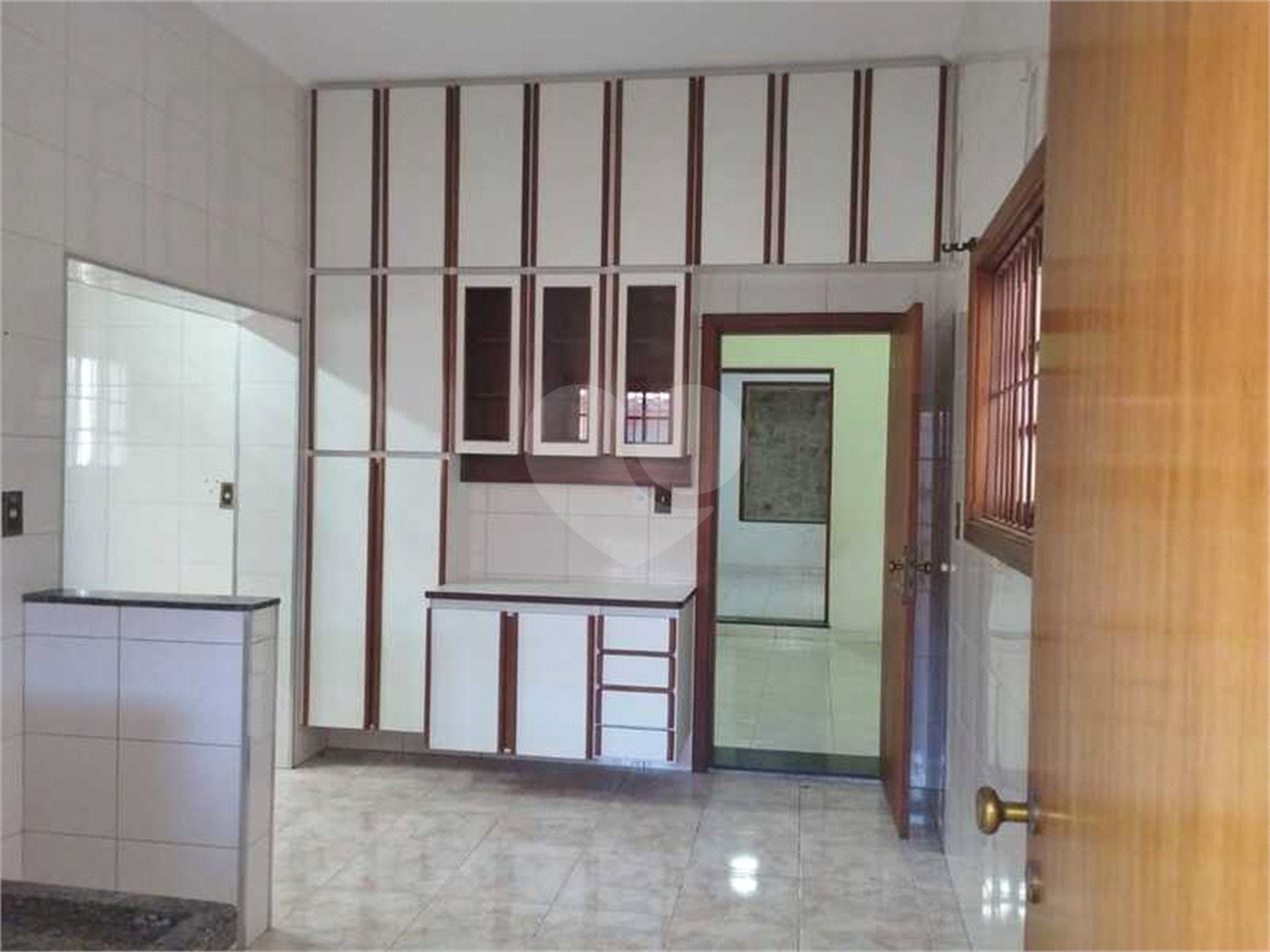Casa à venda com 4 quartos, sendo 1 suíte,  em Santana, São Paulo, SP