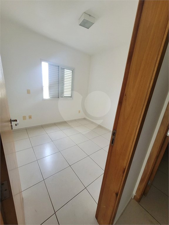 Apartamento para alugar com 3 quartos, sendo 1 suíte,  em Aqui Se Vive, Indaiatuba, SP
