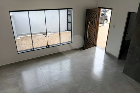 Sobrado para alugar com 2 quartos, sendo 1 suíte, no Centro, São Roque, SP