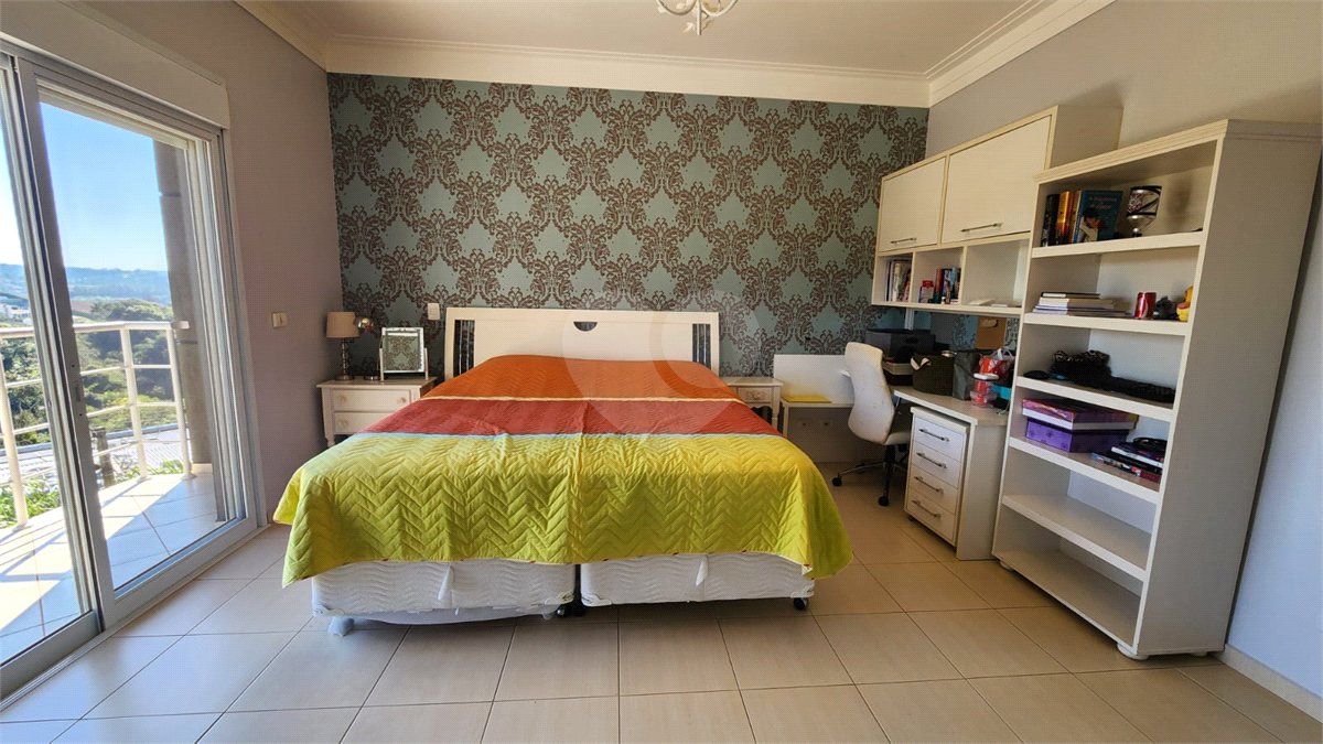 Casa à venda ou para alugar com 5 suítes no condomínio Residencial Jardim Primavera, Louveira - SP