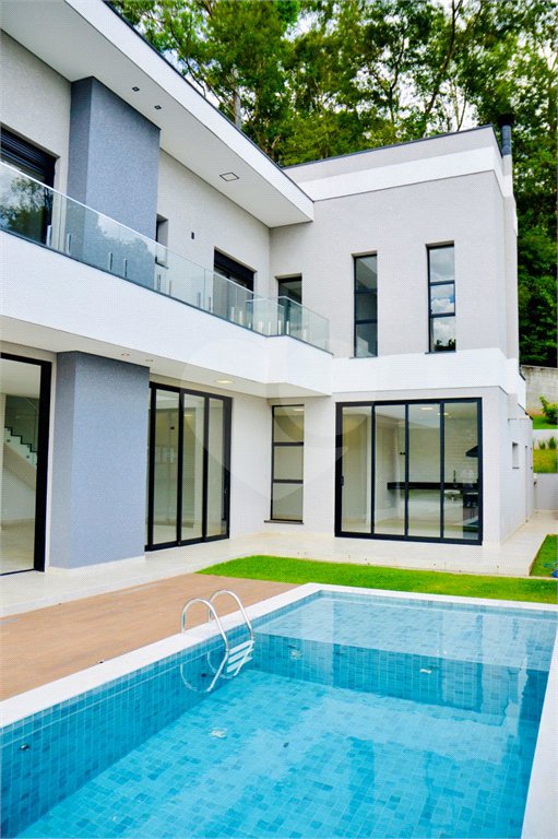 Casa à venda com 3 suítes no condomínio Quintas da Boa Vista, Atibaia - SP